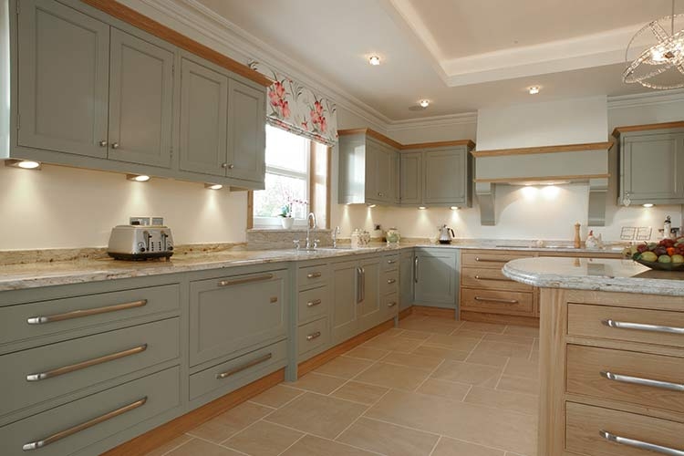 Traditional Bespoke Kitchens